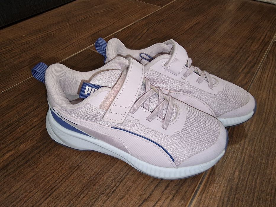 Adidasi Puma marimea 31