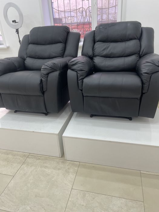 Продам кресло реклайнер