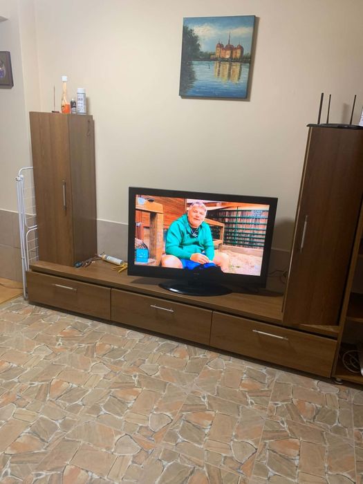 Ap de inchiriat o camera demisol