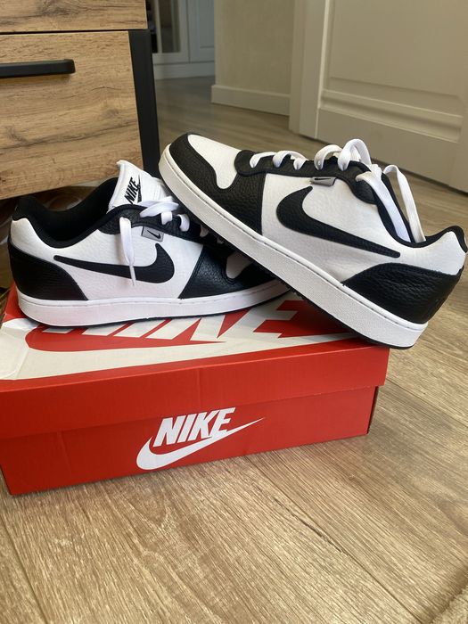 продаю новые кросовки данки Nike оригинал