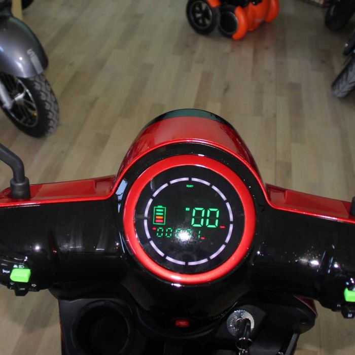 Електрическа триколка Max Motors FM2 PRO 1800W, 25Ah, RED