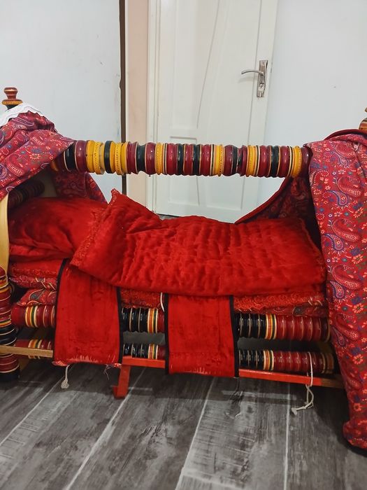 chaqaloqlar beshigi