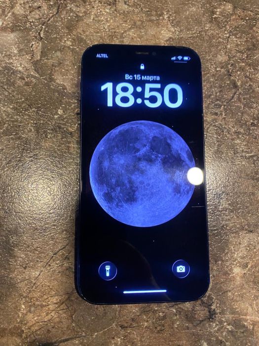 Айфон 12 на 64 гб