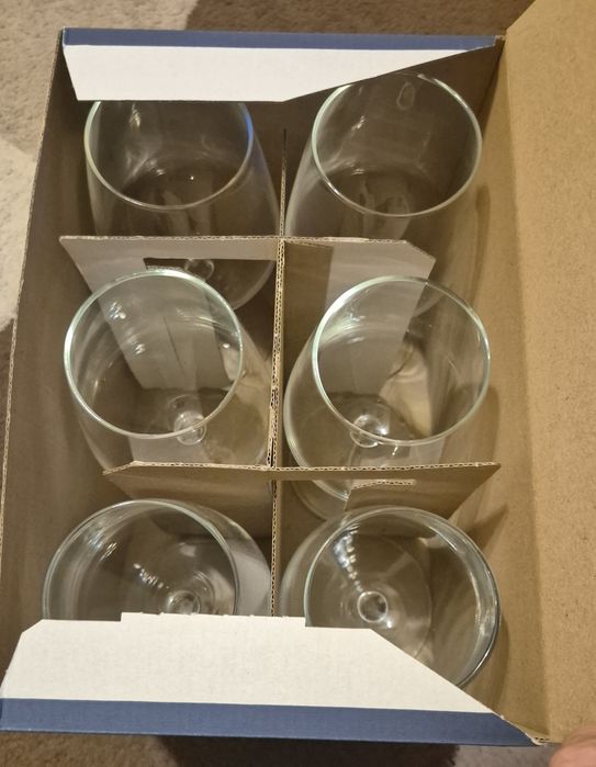 Set 6 pahare vin