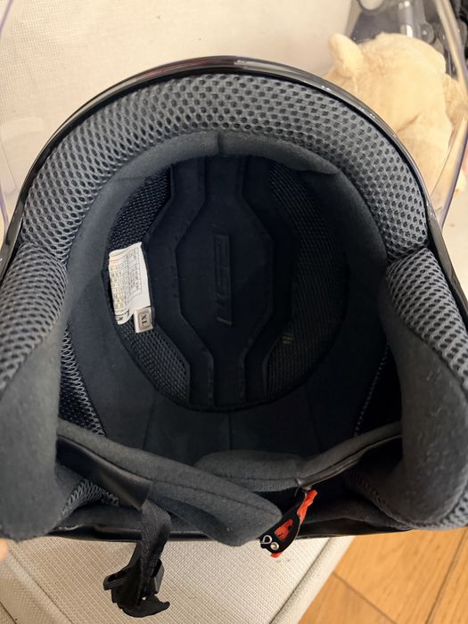 Градска каска за скутер