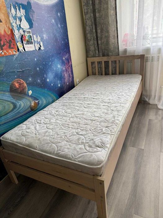 Продам кровать 90*200