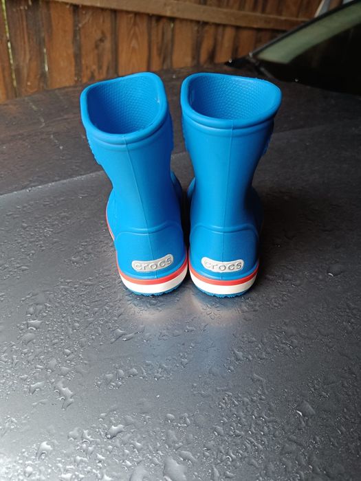 Vând cizme crocs copii