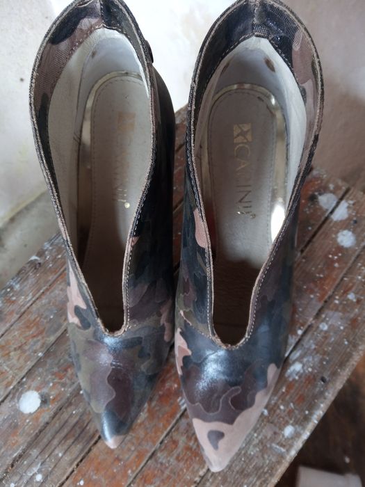 Дамски обувки Carinii но. 37