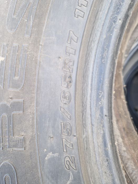 Продам резину в среднем состоянии