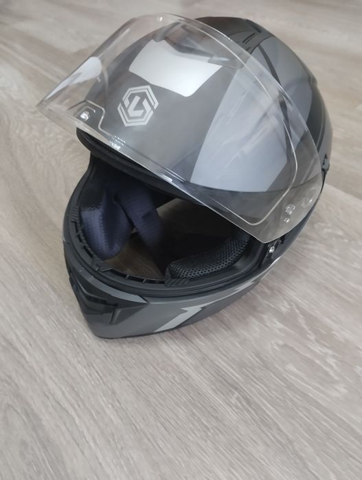 Продам новый шлем Full-Face