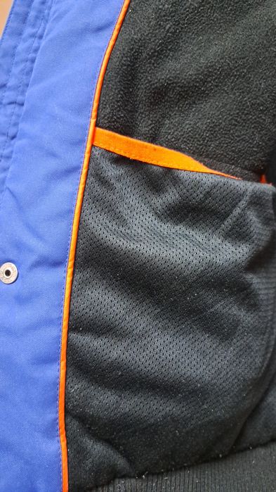 Куртка на мальчика до 12 лет.