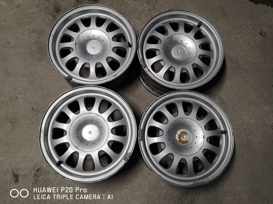 Продавам 4 бр Алуминиеви джанти за БМВ 5x120 15* 7 J *ЕТ 20*ц.о 74.1