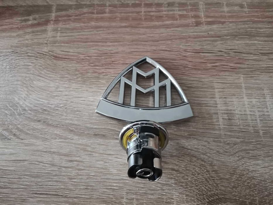 Майбах Maybach гравирани букви емблема лого
