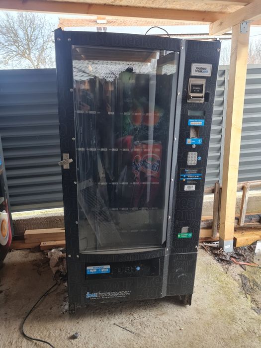 Снакс  Зануси сфера