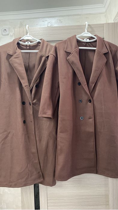 Пальто весна 8000 брюки класика 5000