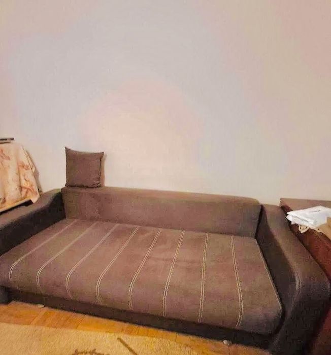 Canapea extensibila noua