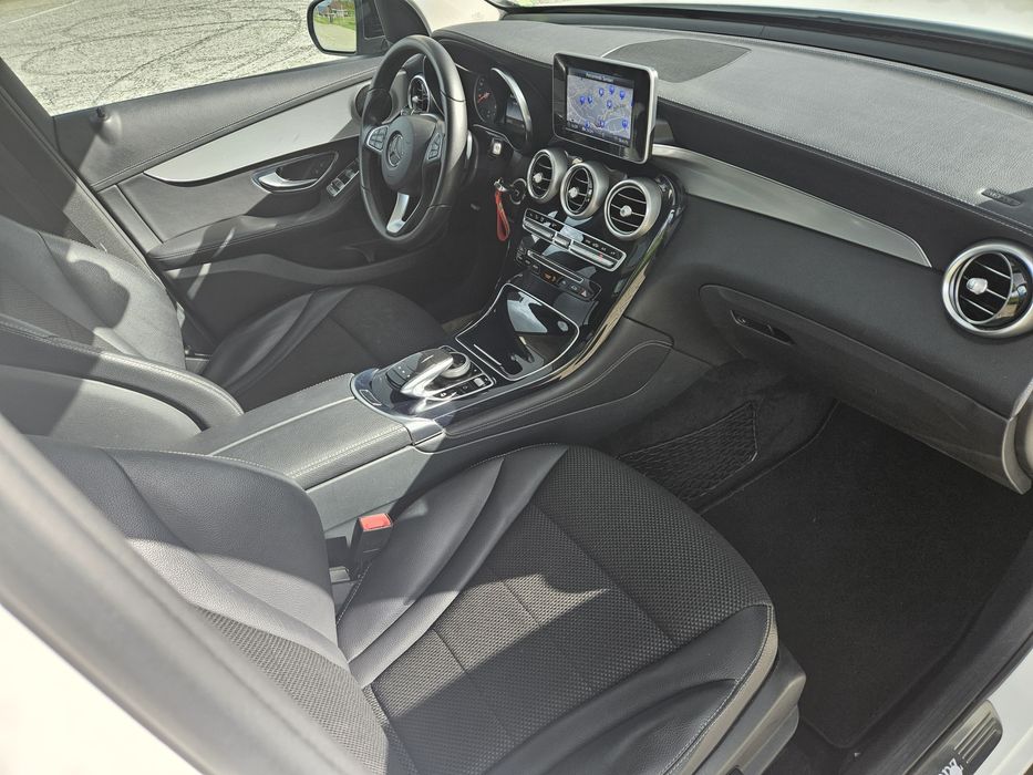 Mercedesz-Benz GLC 250D Diesel An 2017-10 Euro6 Panoramic