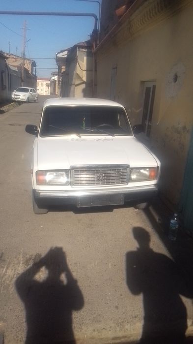 Автомобиль ВАЗ 2107