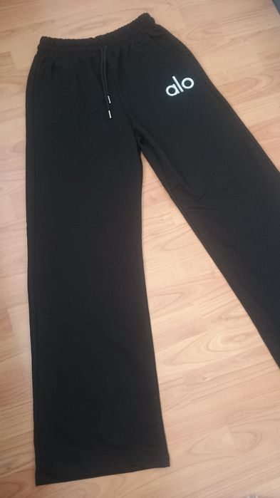 Compleu Dama Alo Yoga S,M,L