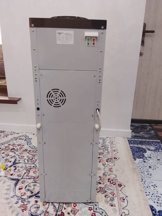 Диспансер для воды