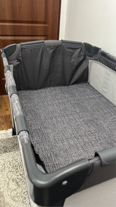 Продаётся манеж-кровать Joie Commuter Change