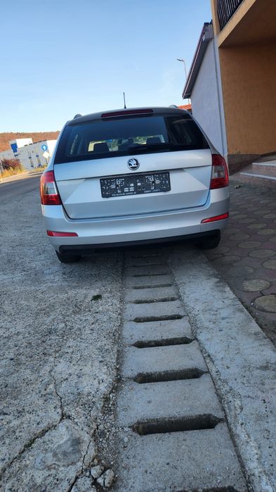 SKODA Octavia 2015 — imagine 5