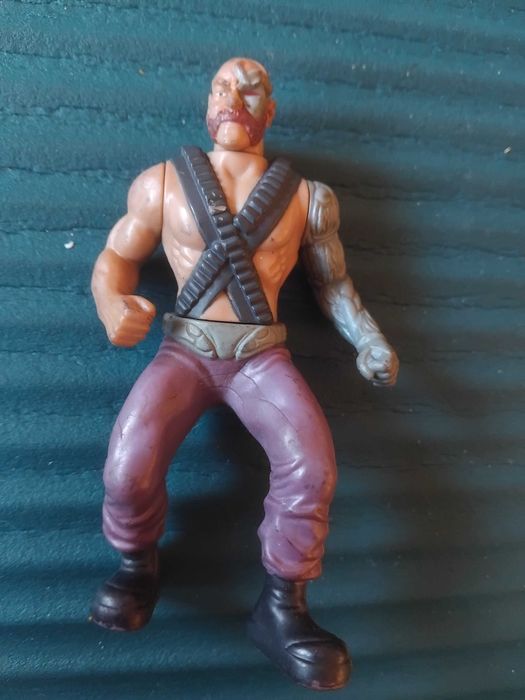 McDonald's оригинална играчка Екшън Фигура / Разбойник / Боец