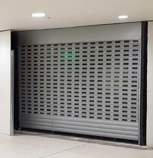 Usi garaj, rulouri exterioare, bariere, automatizari, plase plisee