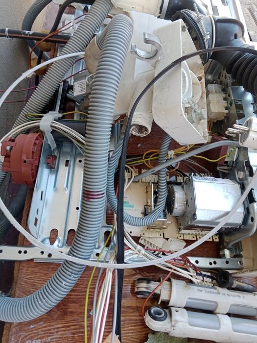 Запчасти для стиральной машины