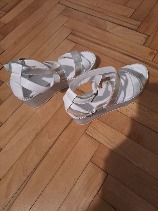 Нови дамски сандали