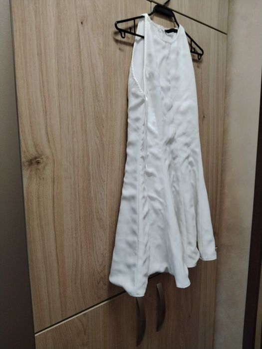 Продавам рокля  ZARA