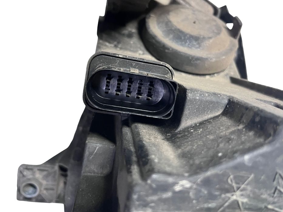 Far Cu Lupa Dreapta Fata Volkswagen Passat 3C2 Berlina 2005 - 2010