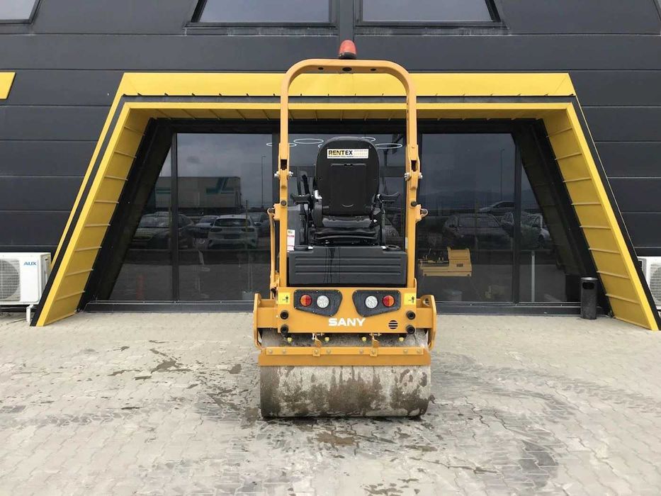 Валяк - двубандажен 3120 кг Sany STR30C-10