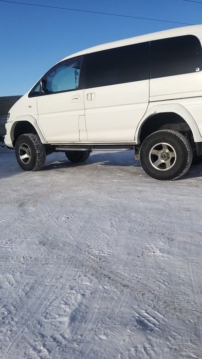 Продам автомобиль Митсубиси Делика
