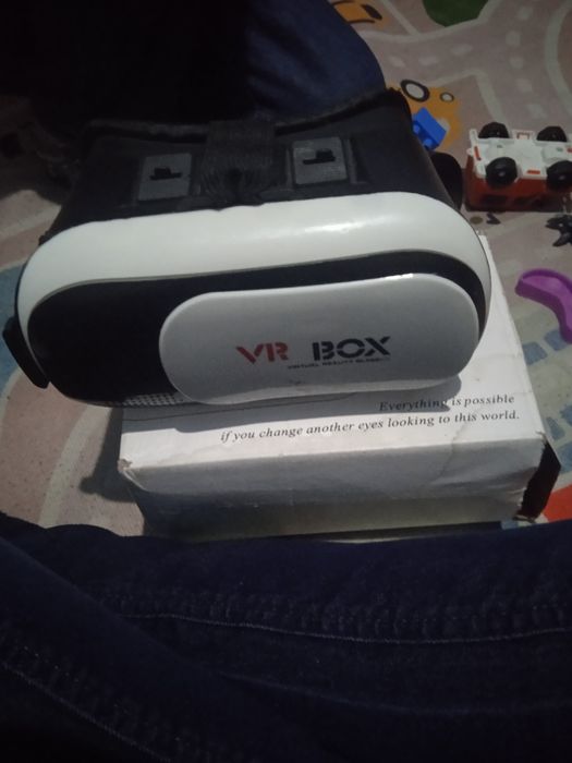 Виар очки работают