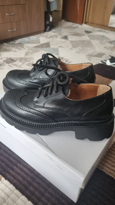 Продам туфли Betsy