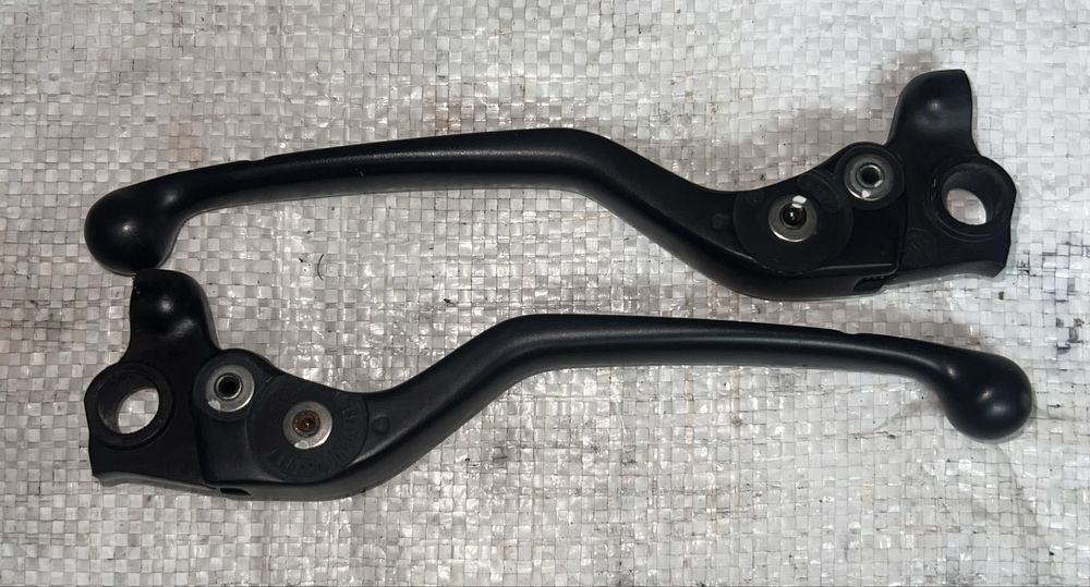 Suport metalic top case/manete frana/capace rezervor franaKymco AK 550