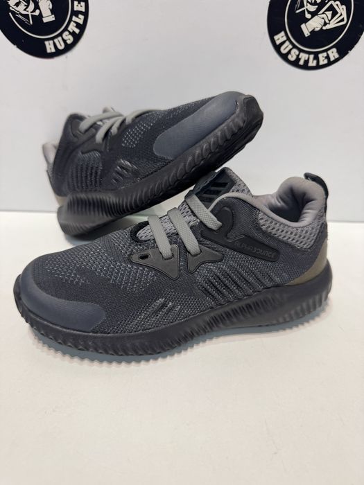 Детски маратонки ADIDAS ALPHABOUNCE . Номер 30