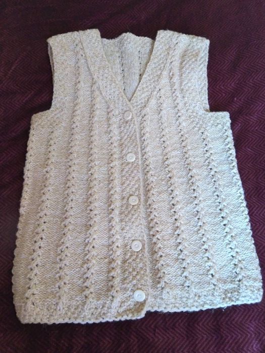 Плетени вълнени елечета