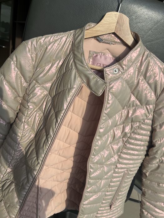 Дамско яке Guess