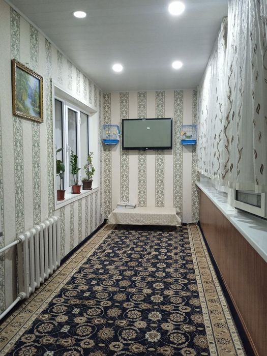 Уй сотилади мебеллари билан