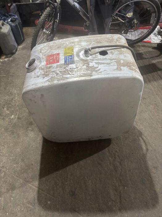 Резервоари за скания