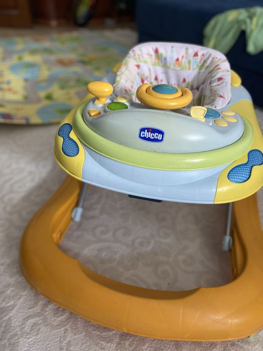 Продам ходунок Chicco