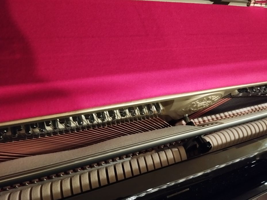 Pianina acustica Kawai K15 E ca nouă