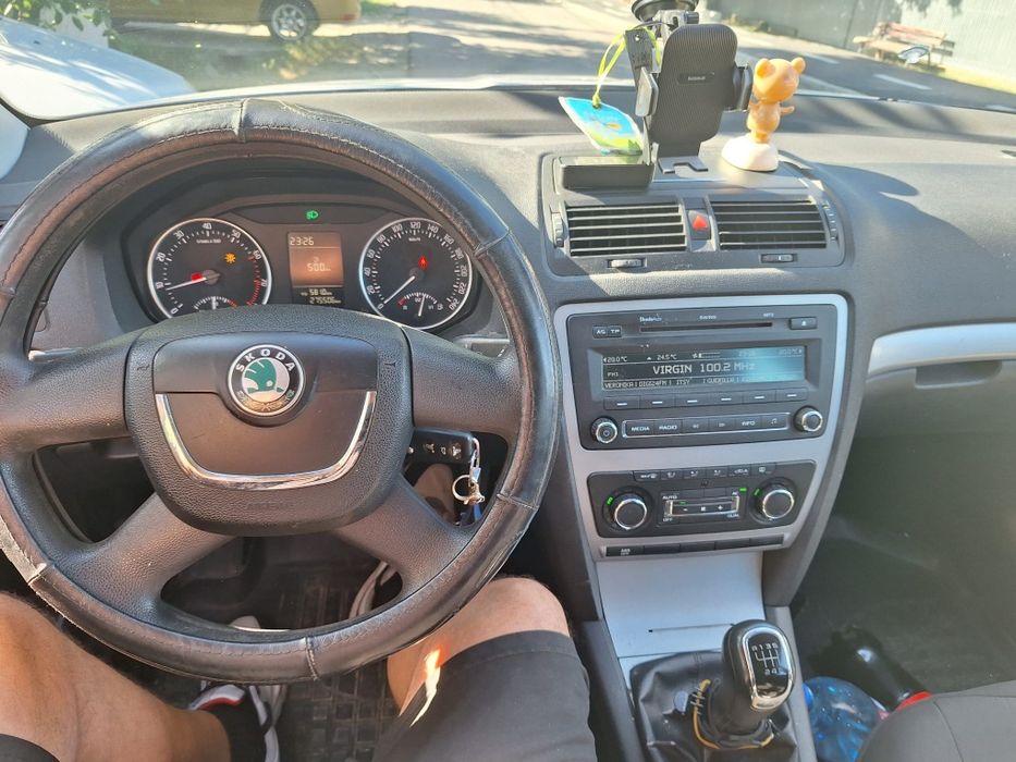 Vând Skoda Octavia 2