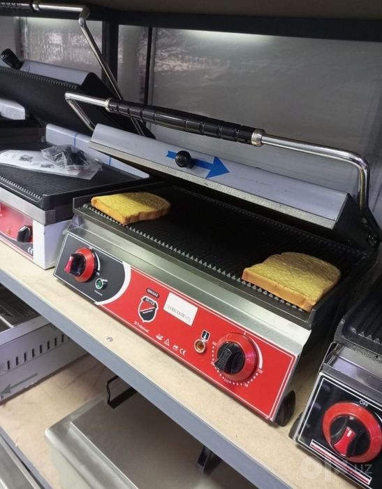 Tostr Toster apparat toaster тостир Тостер