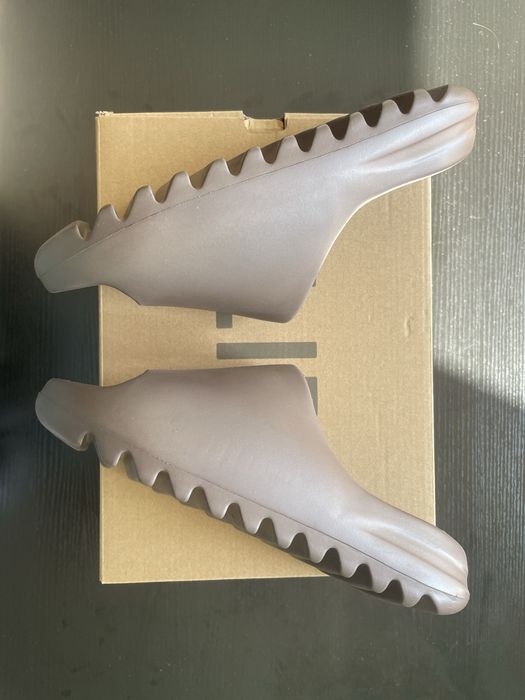 Adidas Yeezy Slides