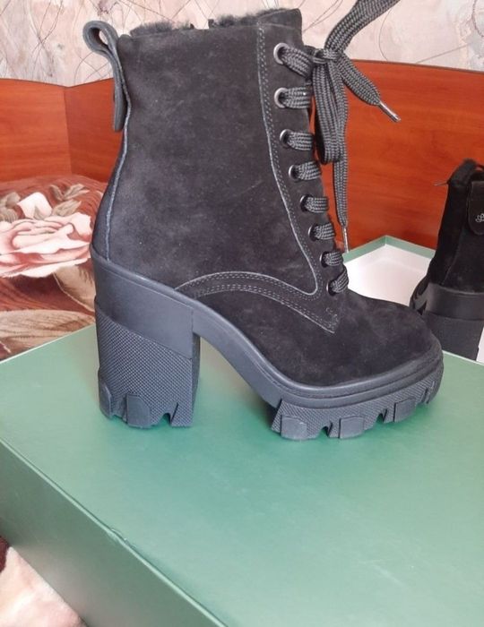 Продам  зимние  сапоги