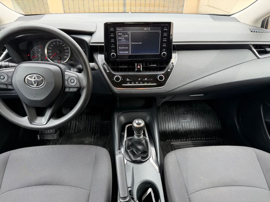 Toyota Corolla 125 CP, Garantie 6 ani, Camera spate, impecabila, distributie pe lant