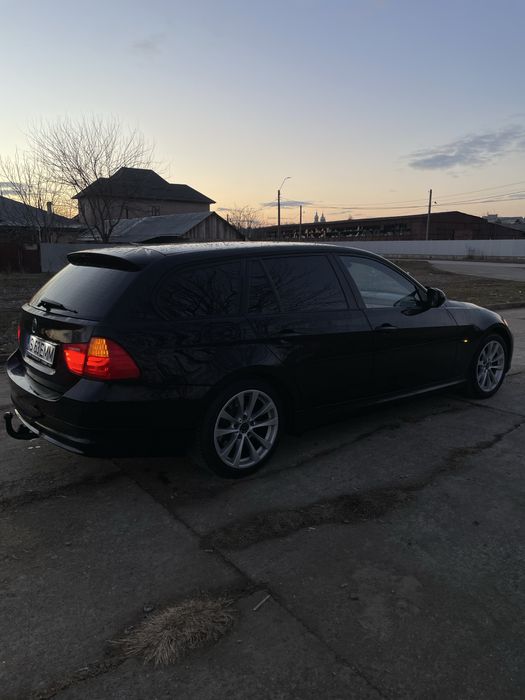 BMW e91 2012 facelift